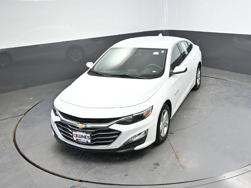 Used 2024 Chevrolet Malibu LT FWD image 25