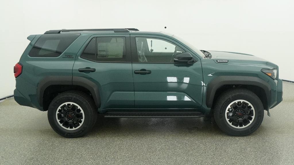 New 2026 Toyota 4Runner TRD Off-Road Premium AWD/4WD image 14