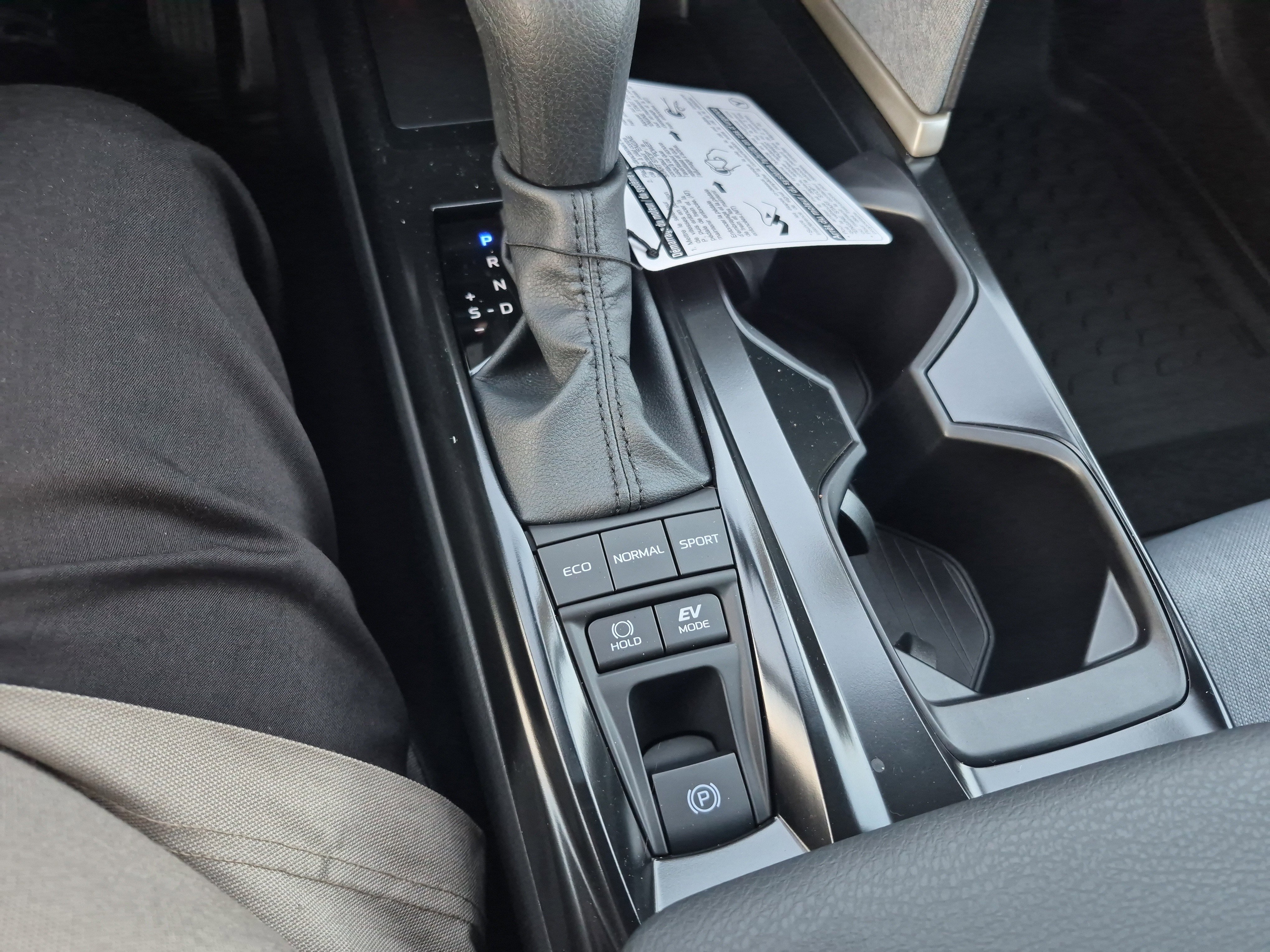 Used 2026 Toyota Camry LE image 27