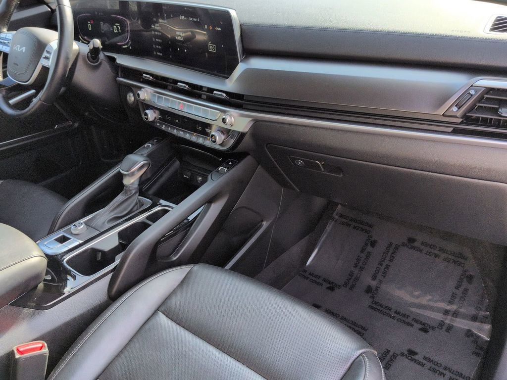 Used 2025 Kia Telluride S image 33