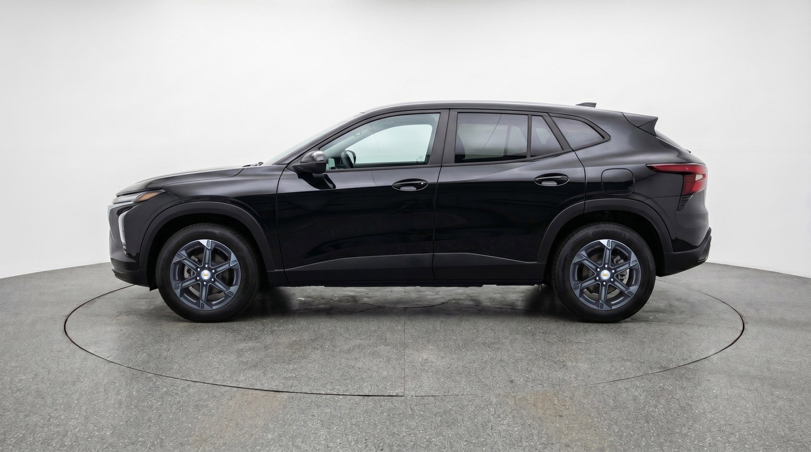 Used 2025 Chevrolet Blazer LT FWD image 5