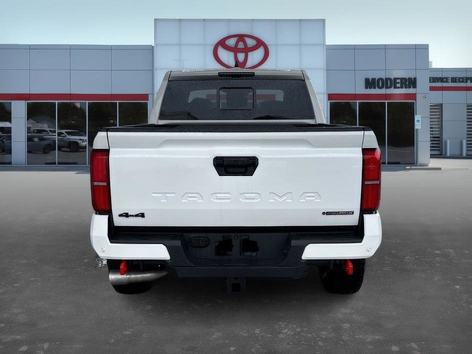 Used 2025 Toyota Tacoma TRD Off-Road image 5