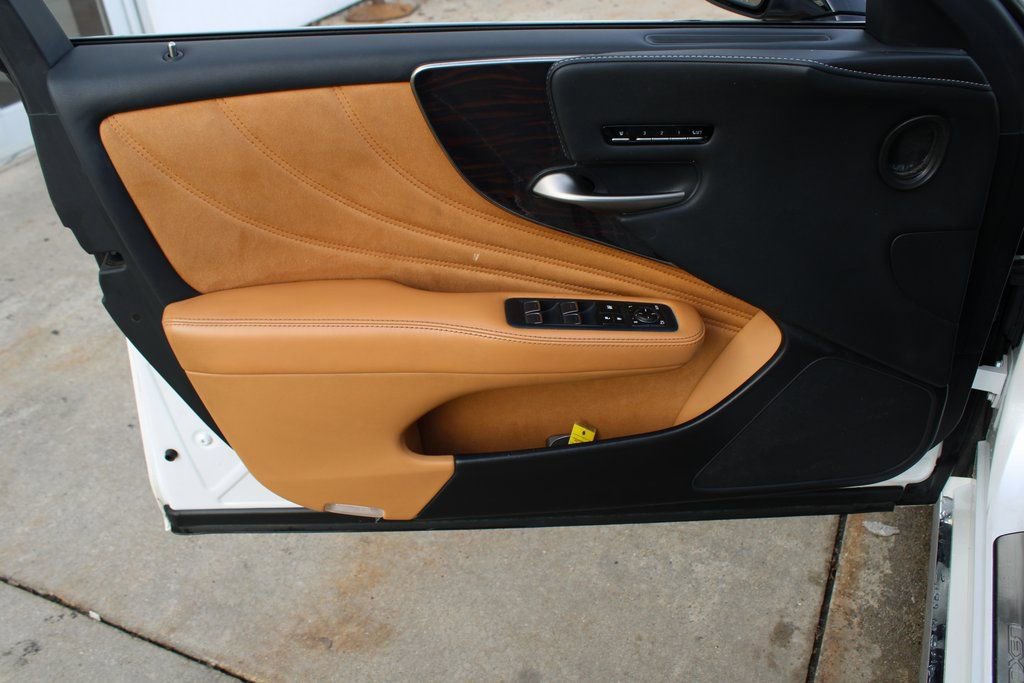 Used 2021 Lexus LS 500h image 9