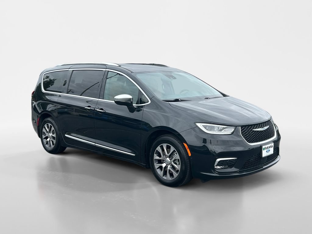 Used 2021 Chrysler Pacifica Pinnacle FWD image 8