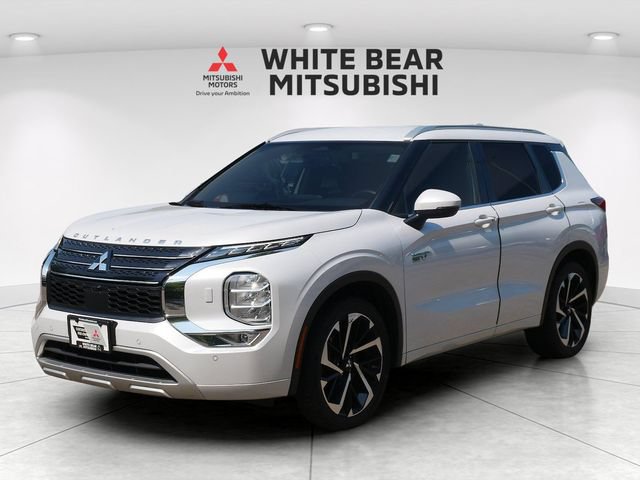 Used 2024 Mitsubishi Outlander SEL AWD/4WD image 2