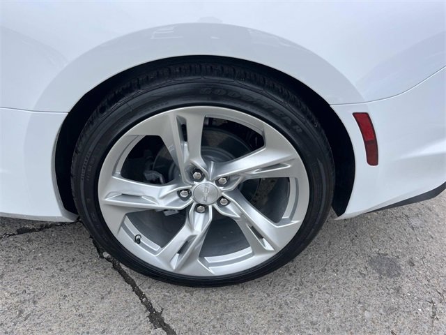 Used 2022 Chevrolet Camaro LT image 11