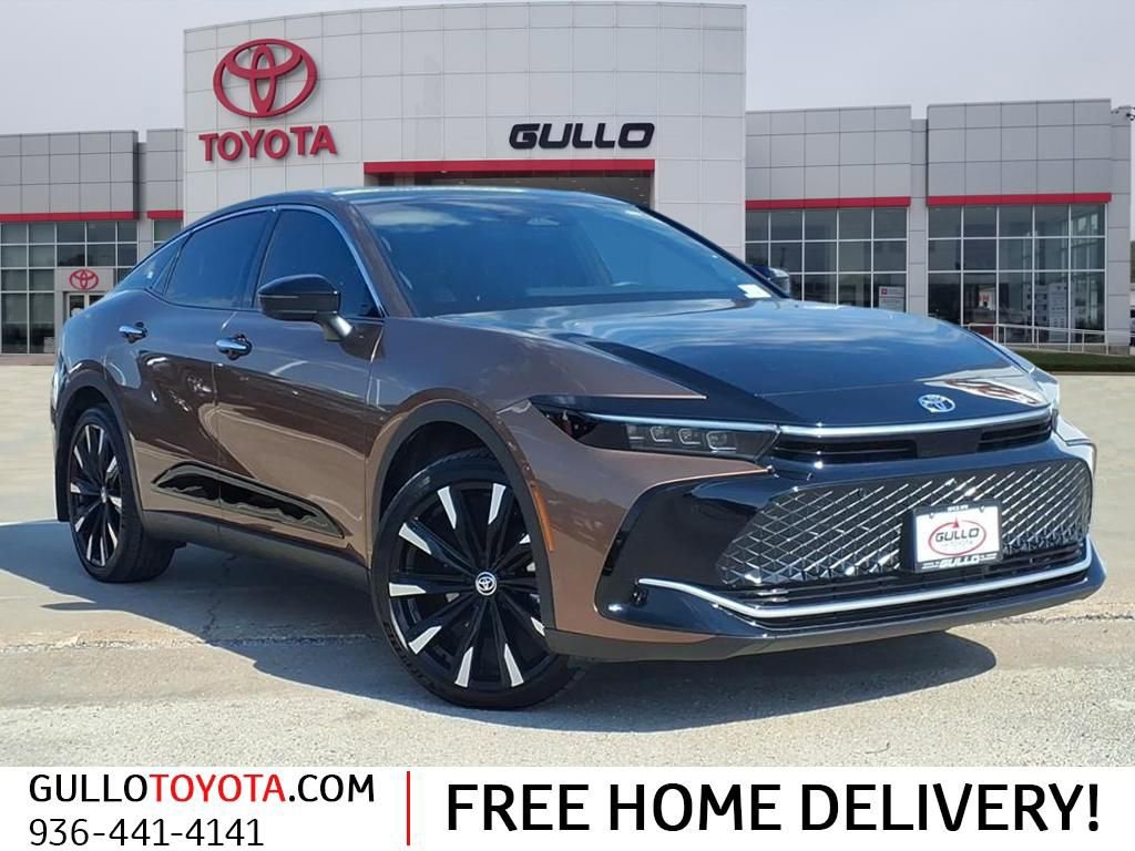 Used 2024 Toyota Crown Platinum