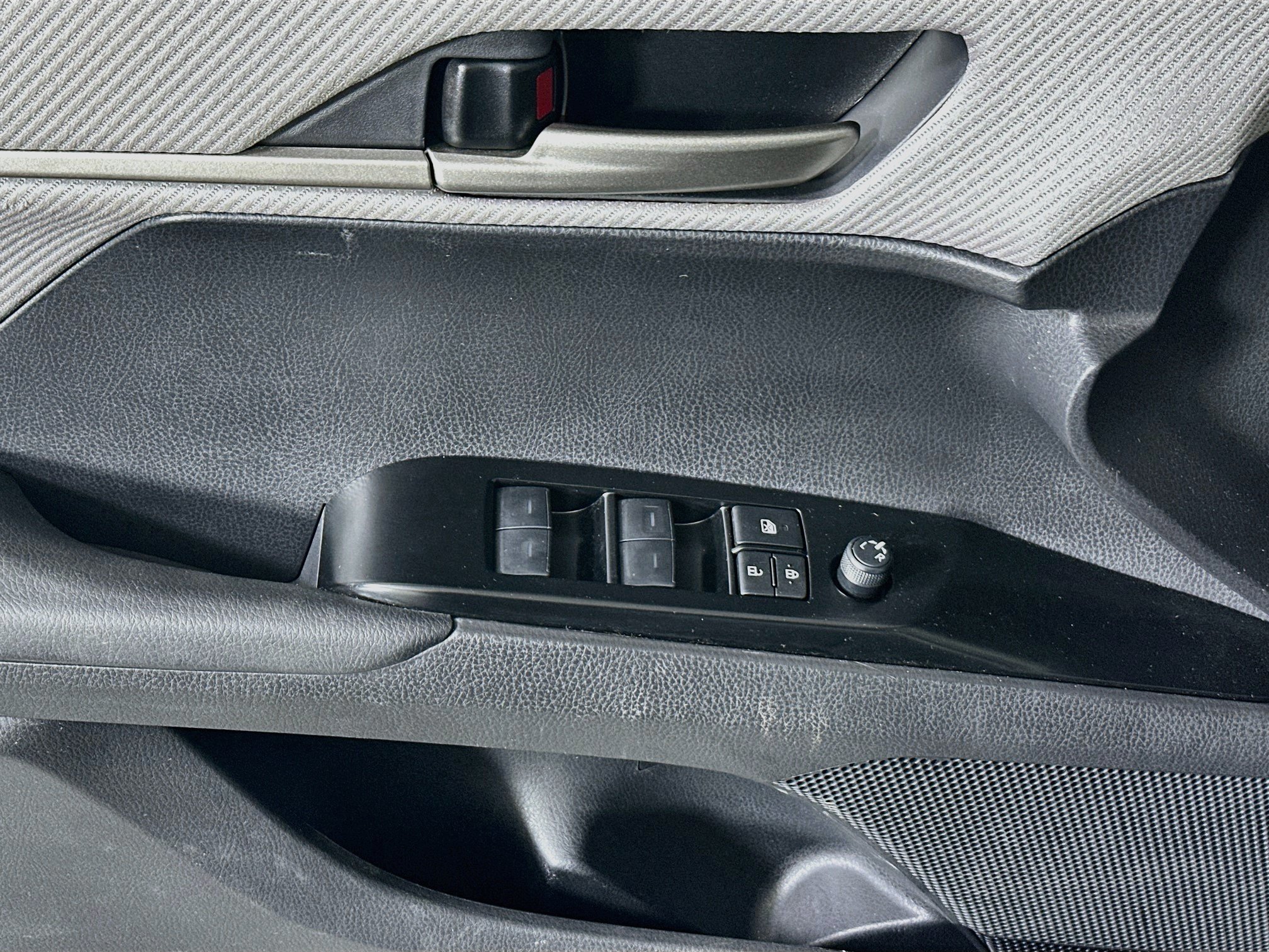 Certified 2026 Toyota Camry SE FWD image 14
