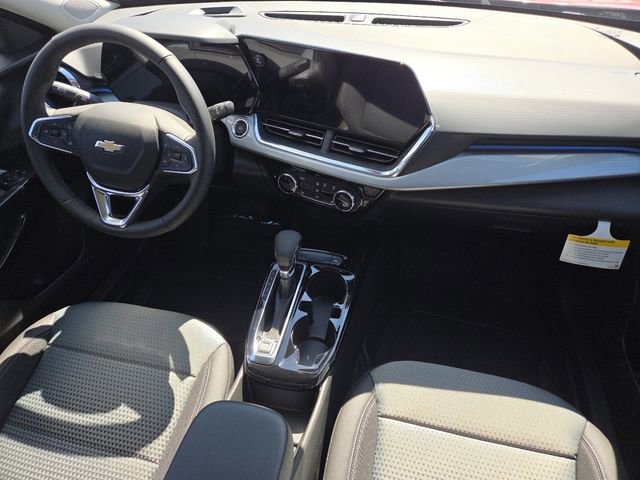 New 2026 Chevrolet Trax LT w/ Driver Confidence Package FWD image 28