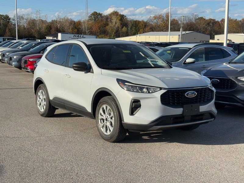 New 2026 Ford Escape Active w/ Active Premium Tech Pack image 2