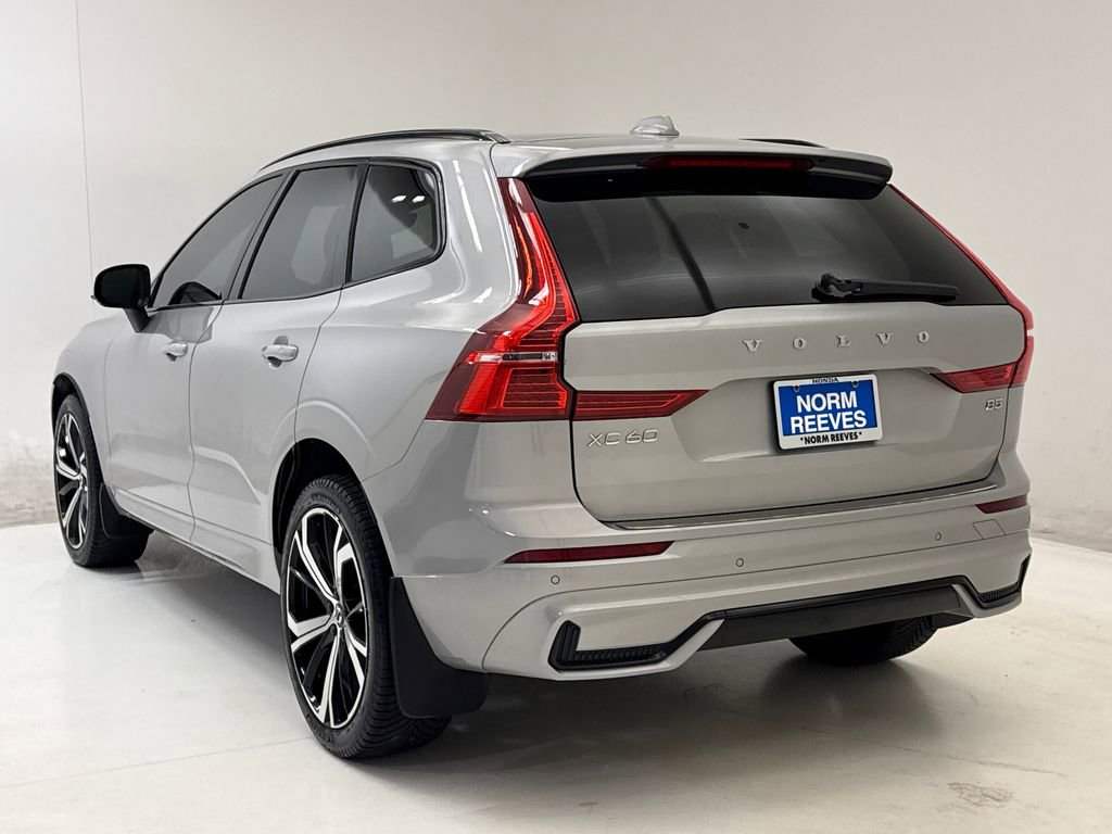 Used 2022 Volvo XC60 B5 R-Design w/ Protection Package Premier image 7