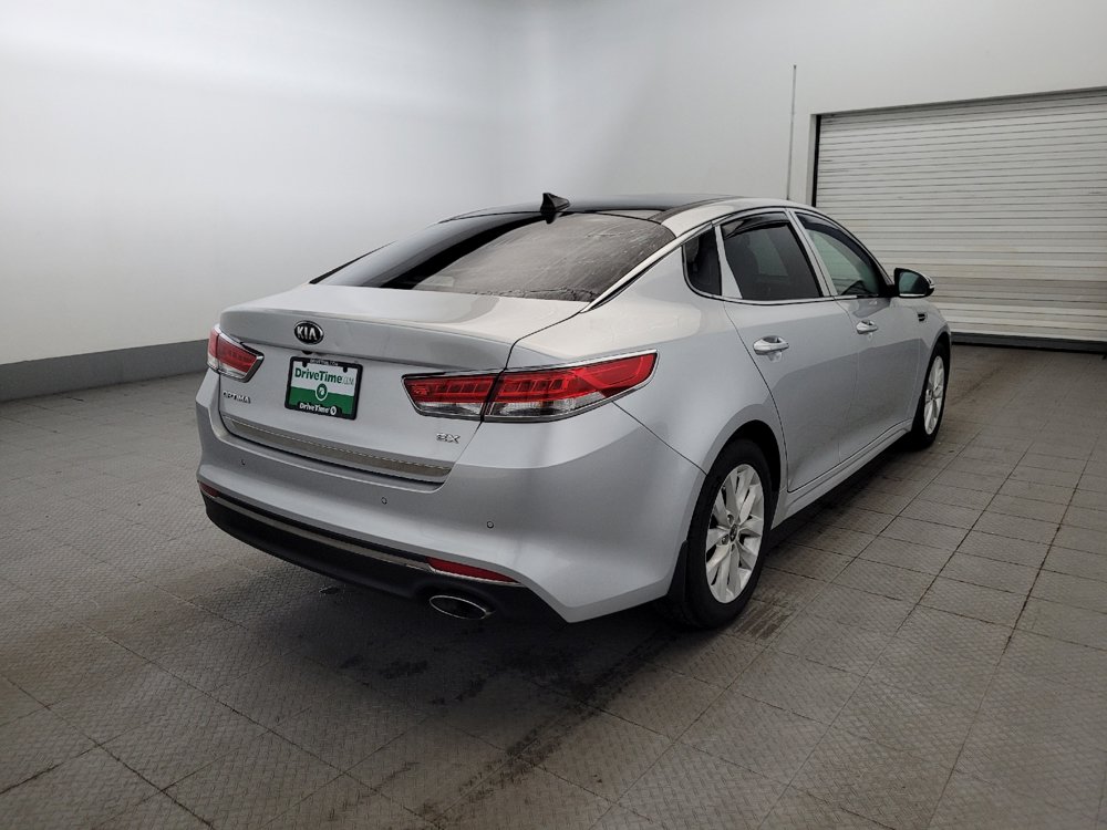 Used 2016 Kia Optima EX w/ Premium Package FWD image 9
