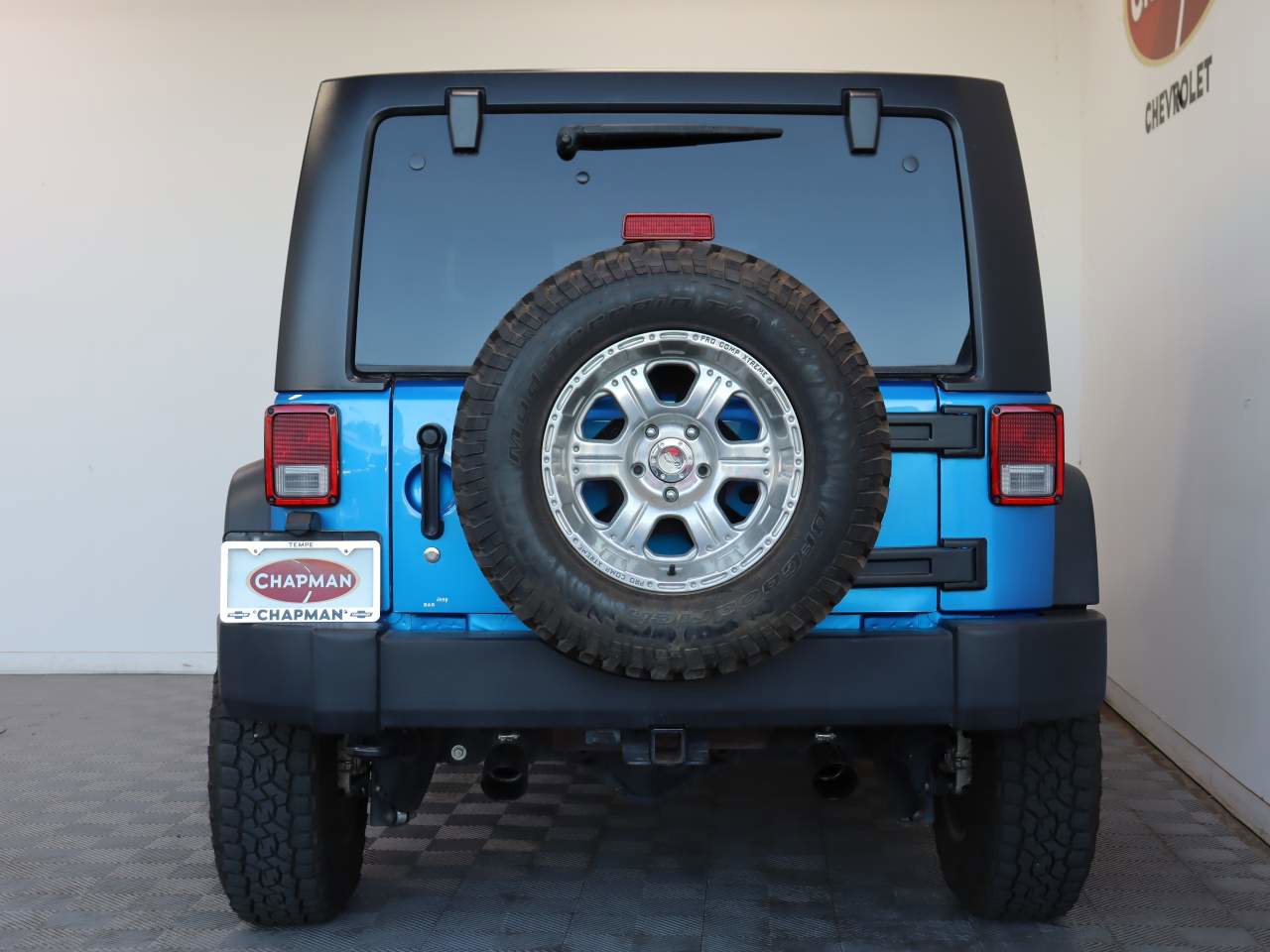 Used 2016 Jeep Wrangler Unlimited Rubicon w/ Connectivity Group image 6