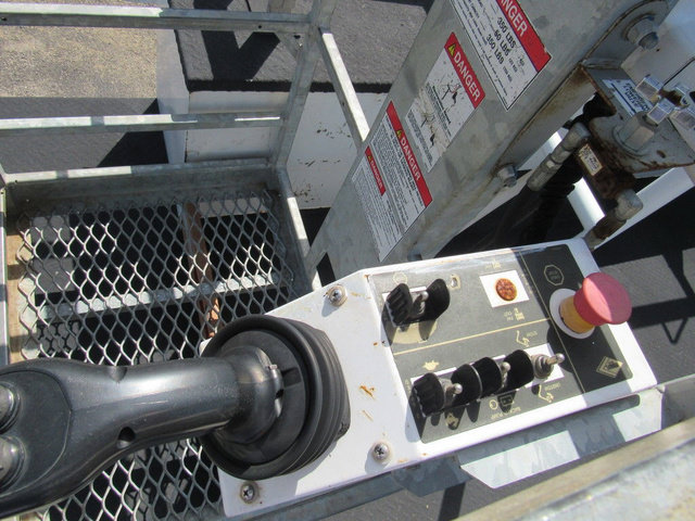Used 2021 Ford F550 4x4 Regular Cab Super Duty image 24