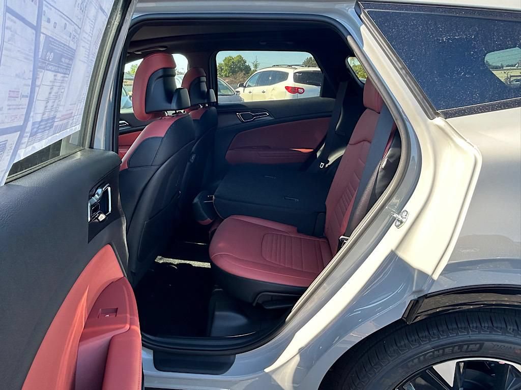 New 2026 Kia Sportage SX FWD image 22