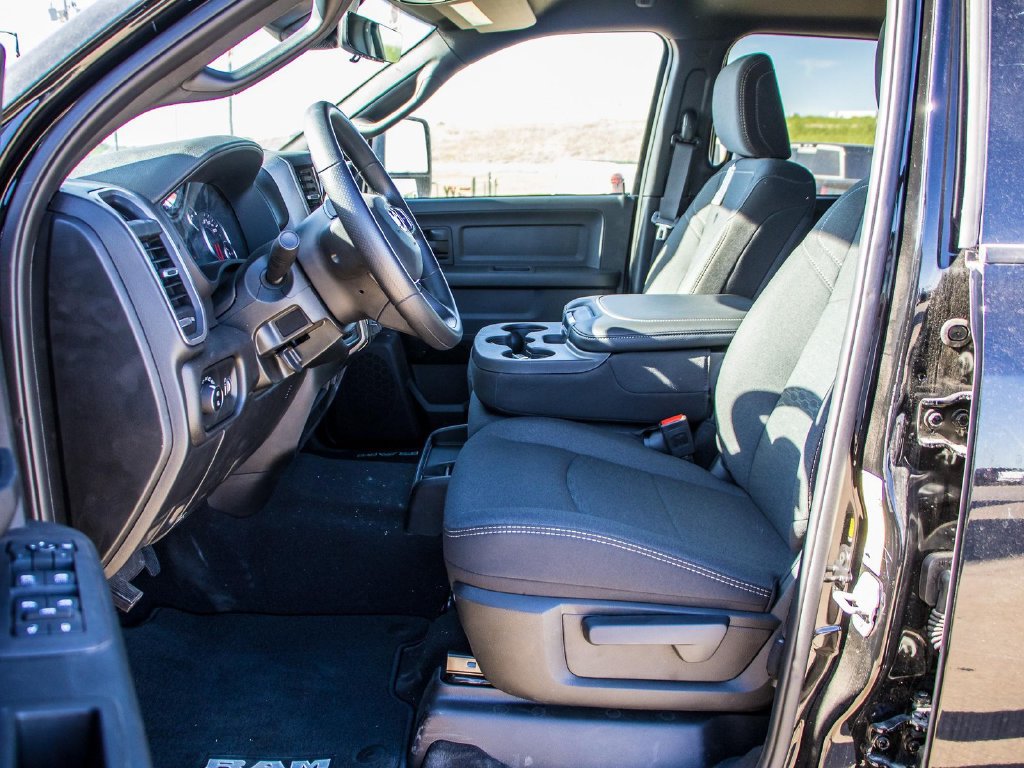 Used 2025 RAM 2500 Tradesman AWD/4WD image 25