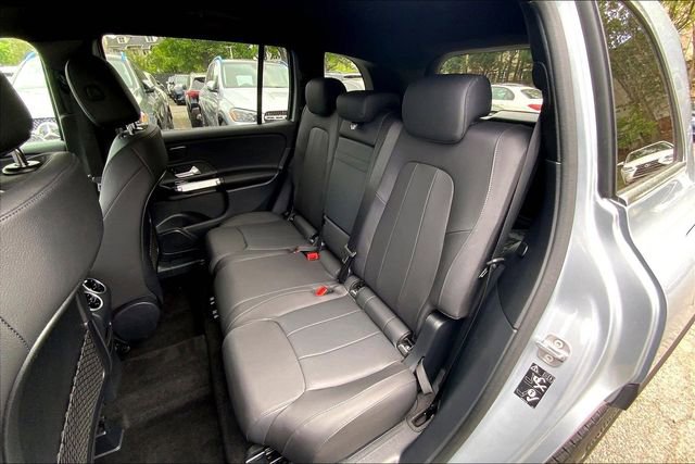 Used 2026 Mercedes-Benz GLB 250 4MATIC image 17