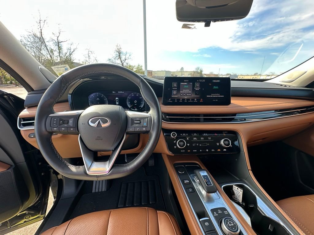 Used 2024 INFINITI QX60 Sensory w/ Vision Package image 9