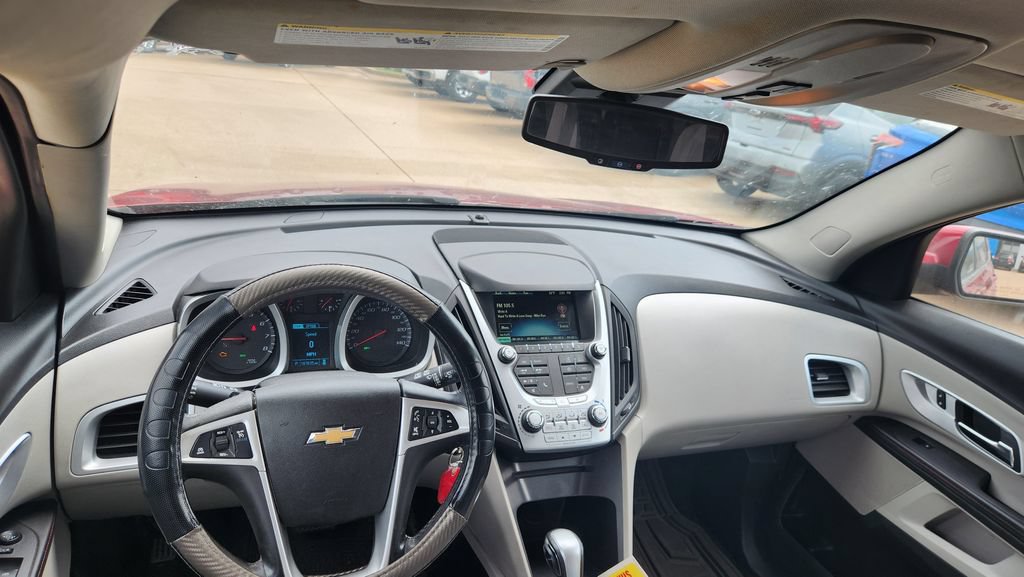 Used 2015 Chevrolet Equinox LT w/ Driver Convenience Package AWD/4WD image 12