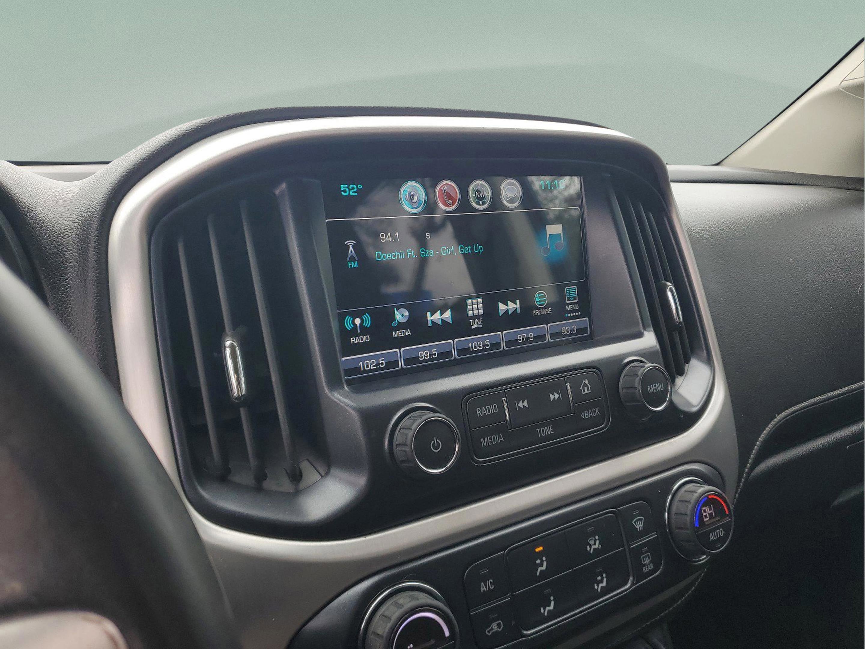 Used 2017 GMC Canyon SLE w/ Nightfall Edition image 19