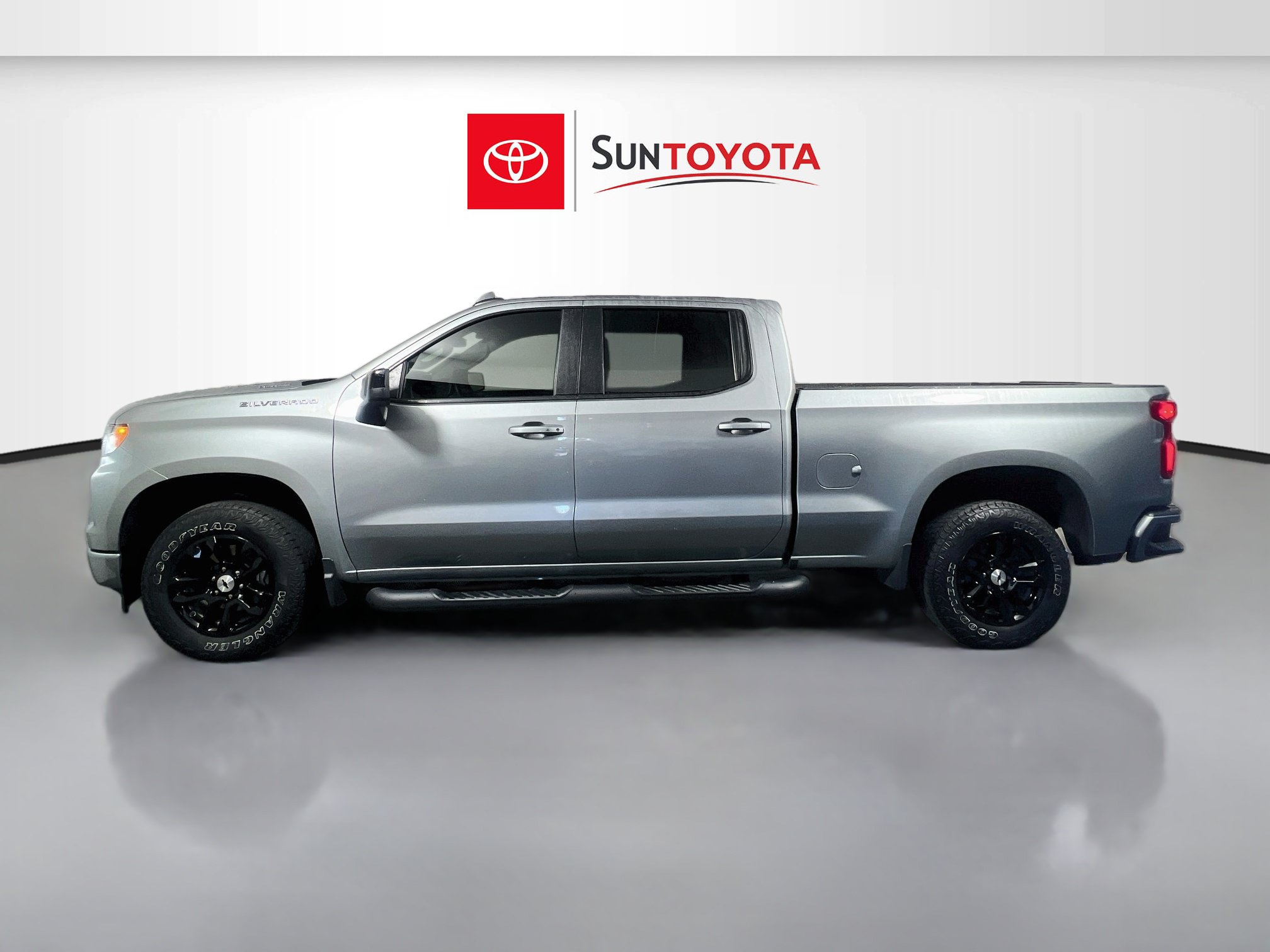 Used 2025 Chevrolet Silverado 1500 RST w/ Protection Package AWD/4WD image 7