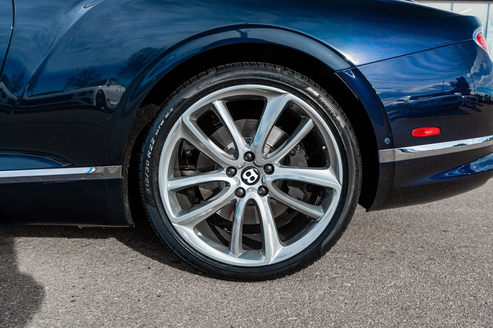 Used 2022 Bentley Continental GT image 7