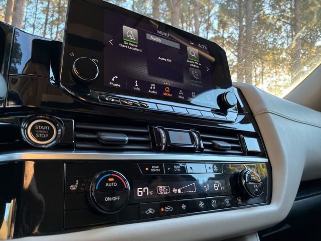 Used 2023 Nissan Pathfinder SL image 30