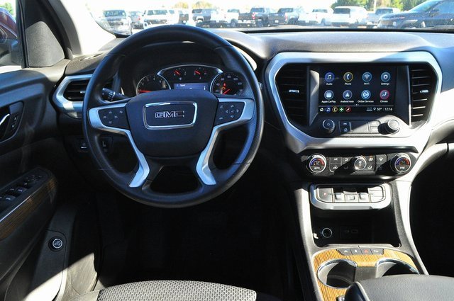 Used 2023 GMC Acadia SLE w/ Driver Convenience Package image 17