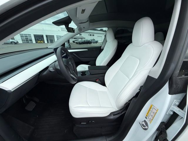 Used 2023 Tesla Model Y Long Range AWD/4WD image 14