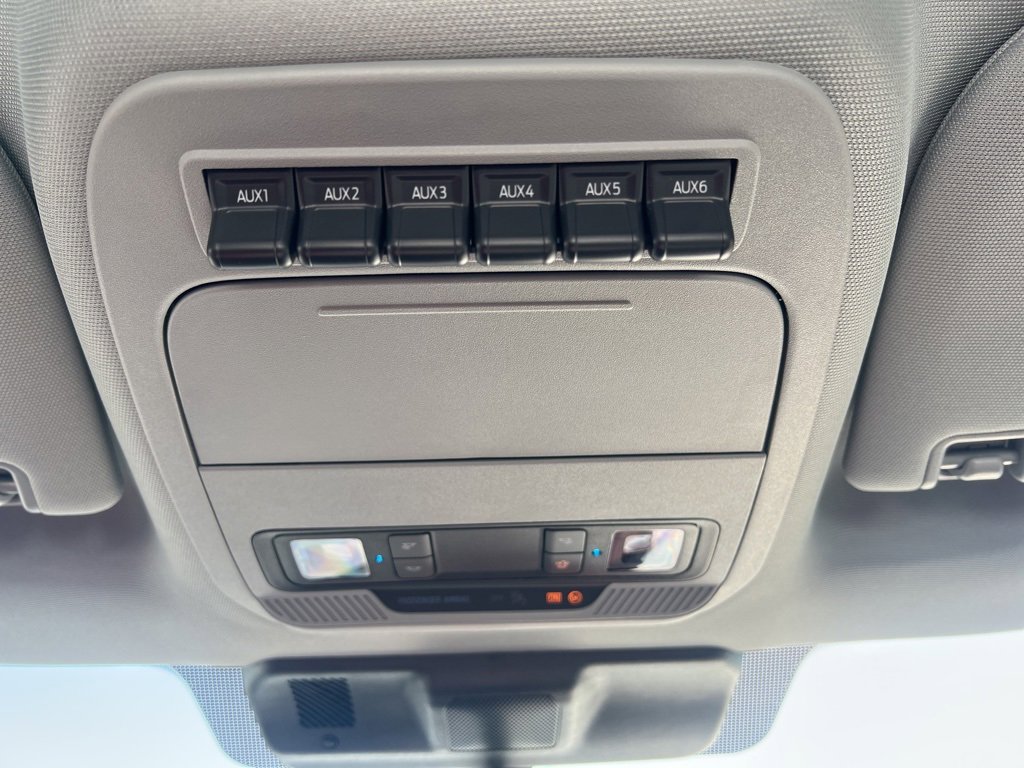 New 2026 Ford F250 4x4 Regular Cab Super Duty image 31