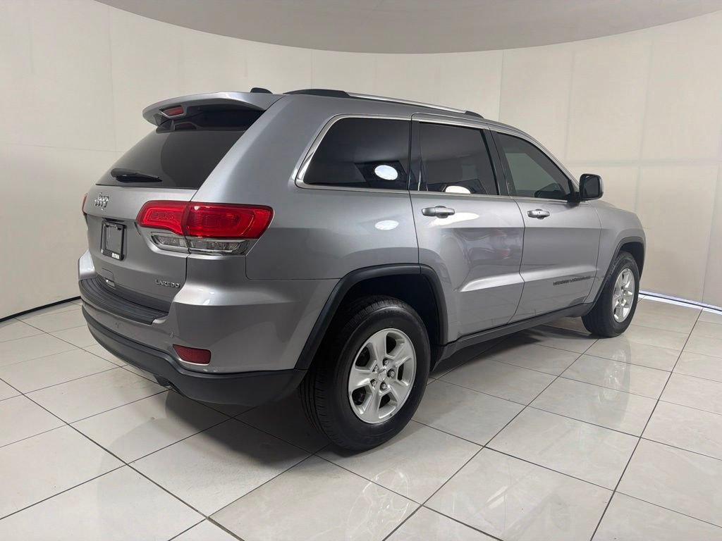 Used 2017 Jeep Grand Cherokee Laredo w/ Quick Order Package 2BE RWD image 5