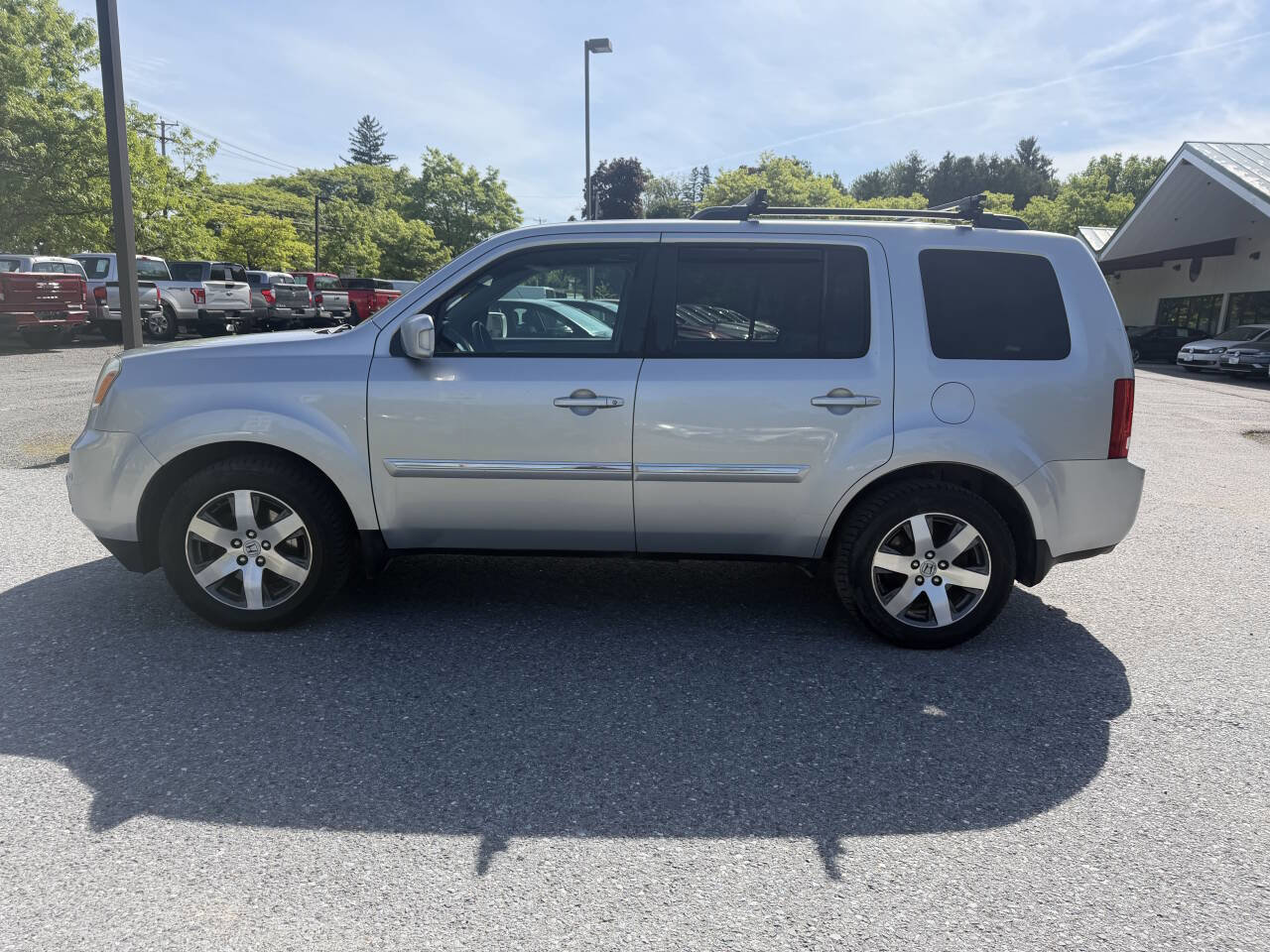 Used 2014 Honda Pilot Touring image 2