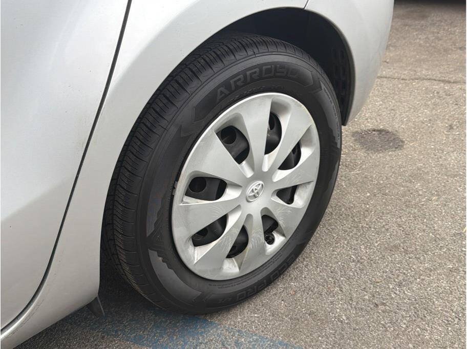 Used 2016 Toyota Prius C One FWD image 29