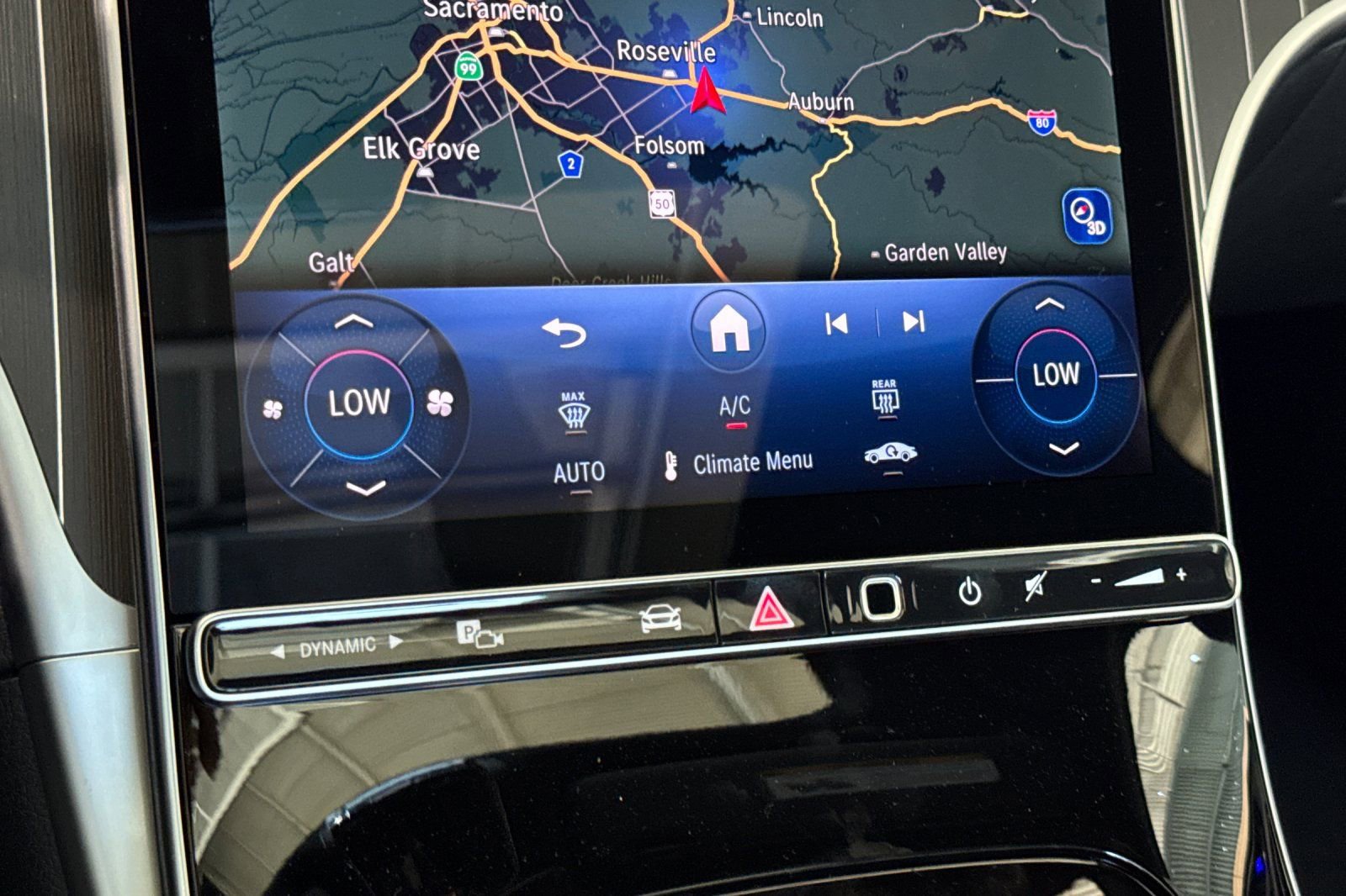 New 2025 Mercedes-Benz C 300 4MATIC Sedan image 25