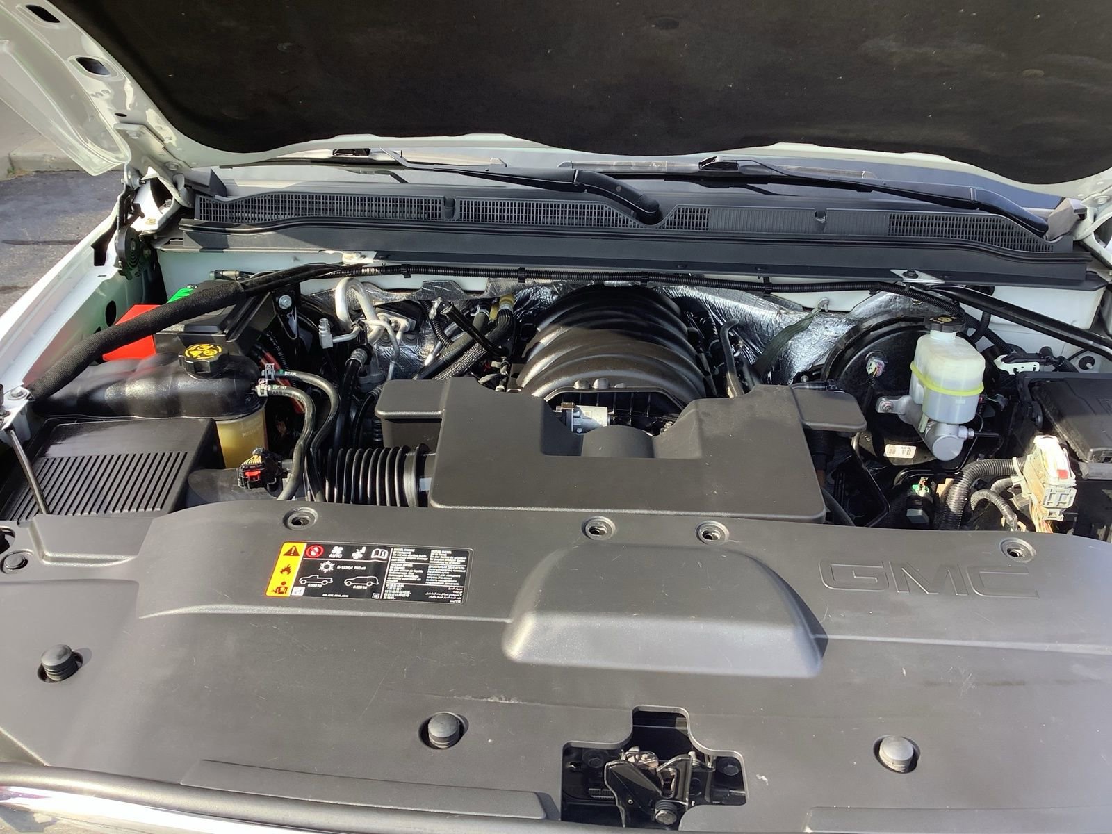 Used 2018 GMC Yukon XL SLT w/ Open Road Package image 24