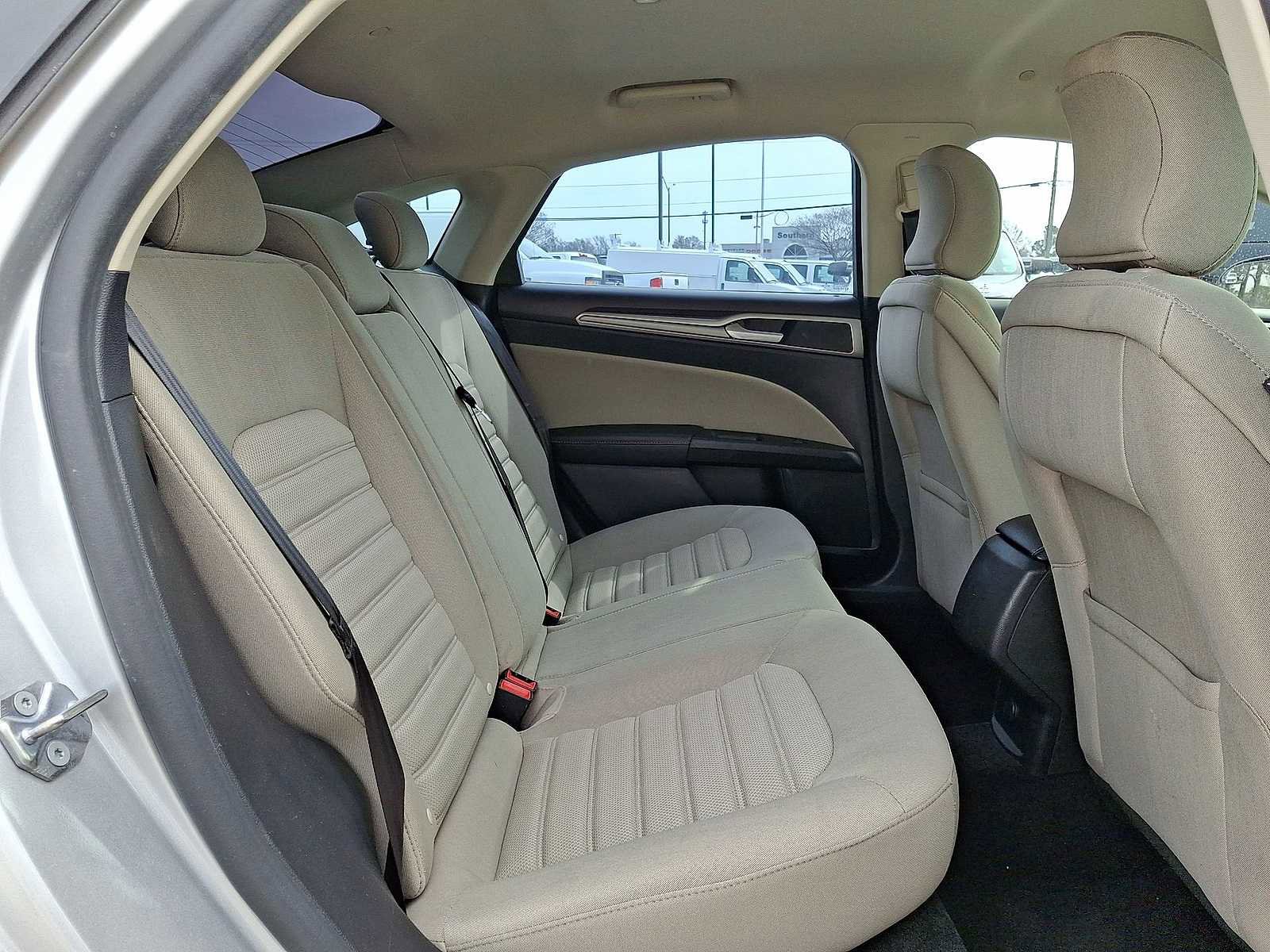 Used 2018 Ford Fusion S image 30
