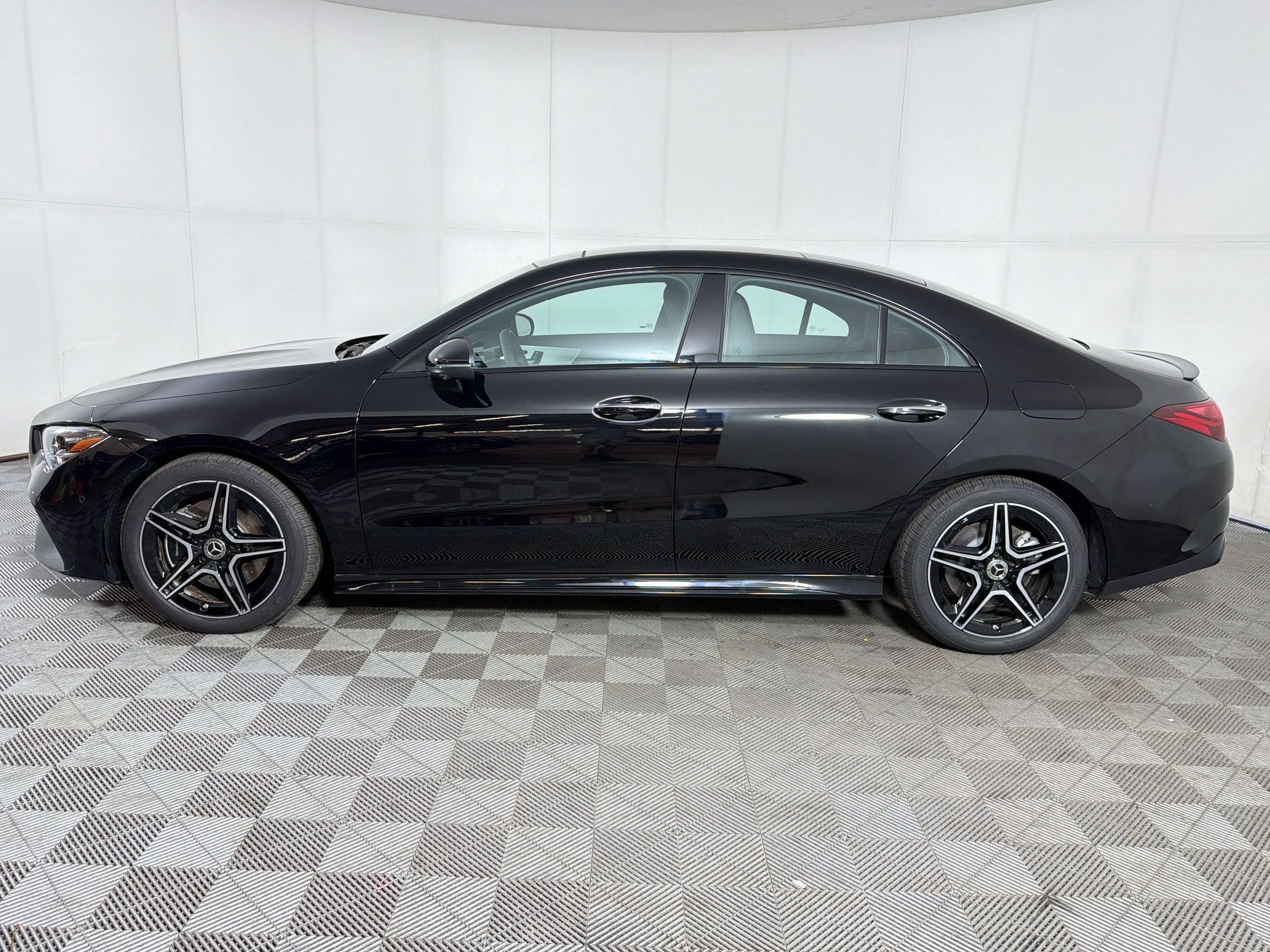 New 2026 Mercedes-Benz CLA 250 4MATIC image 2