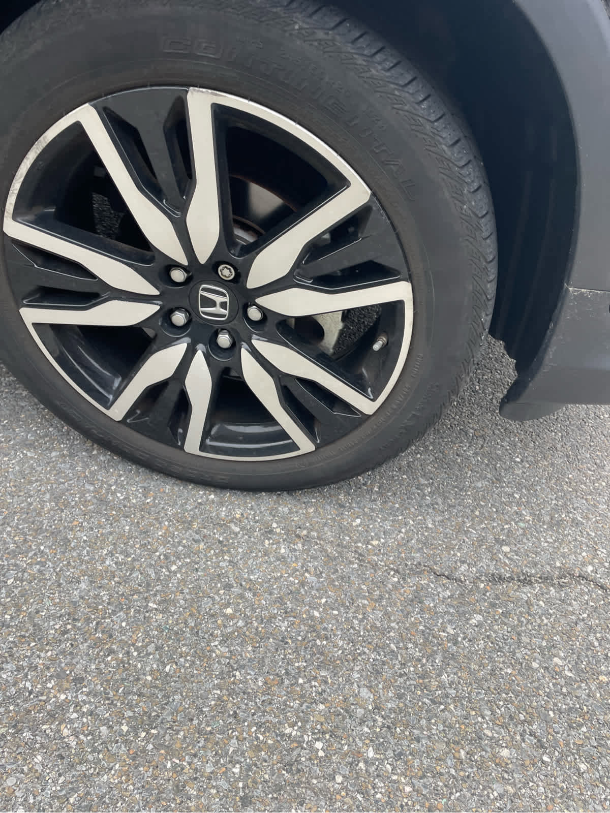 Used 2022 Honda Pilot Touring image 5