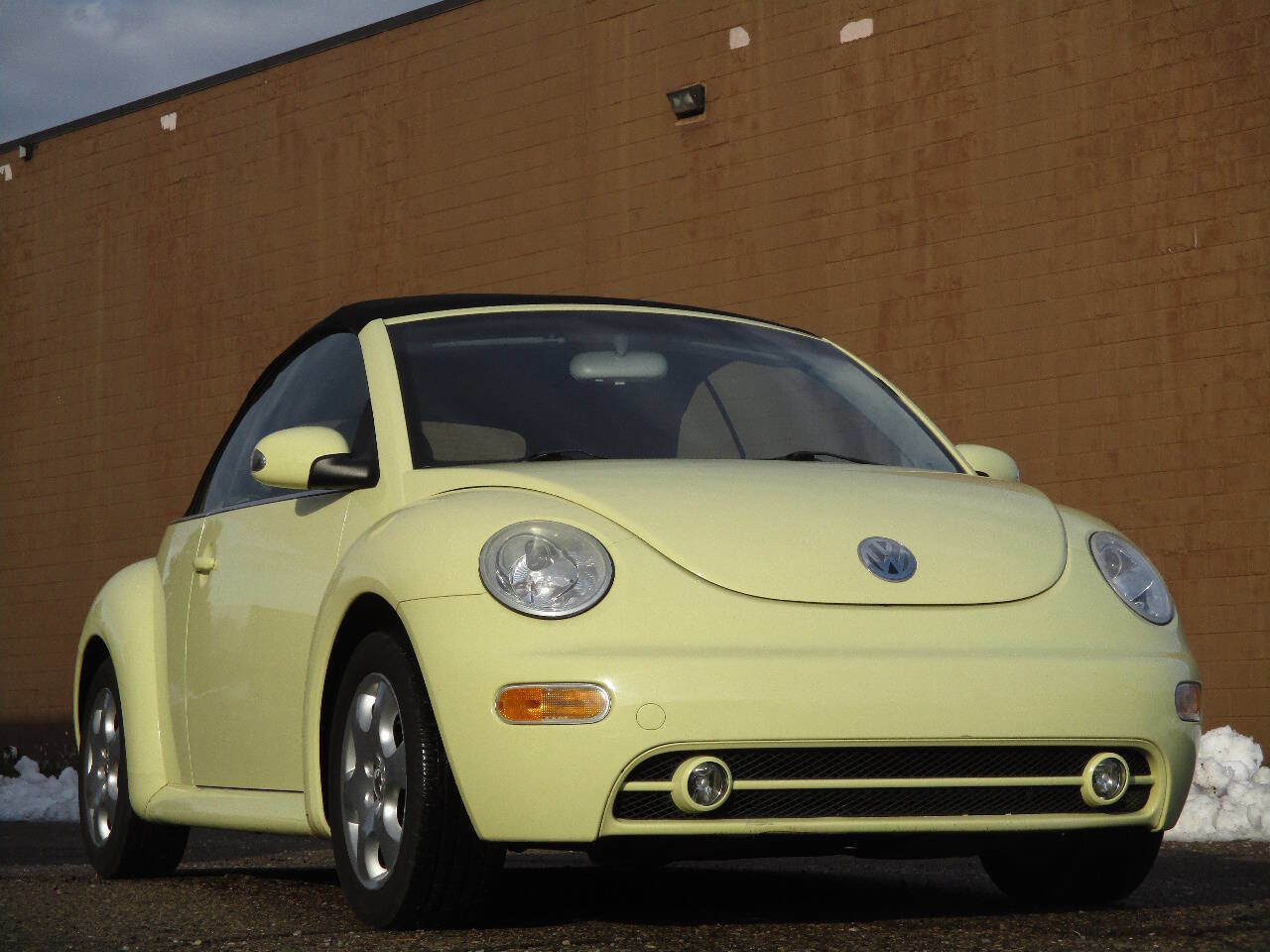 Used 2003 Volkswagen Beetle GLS image 11