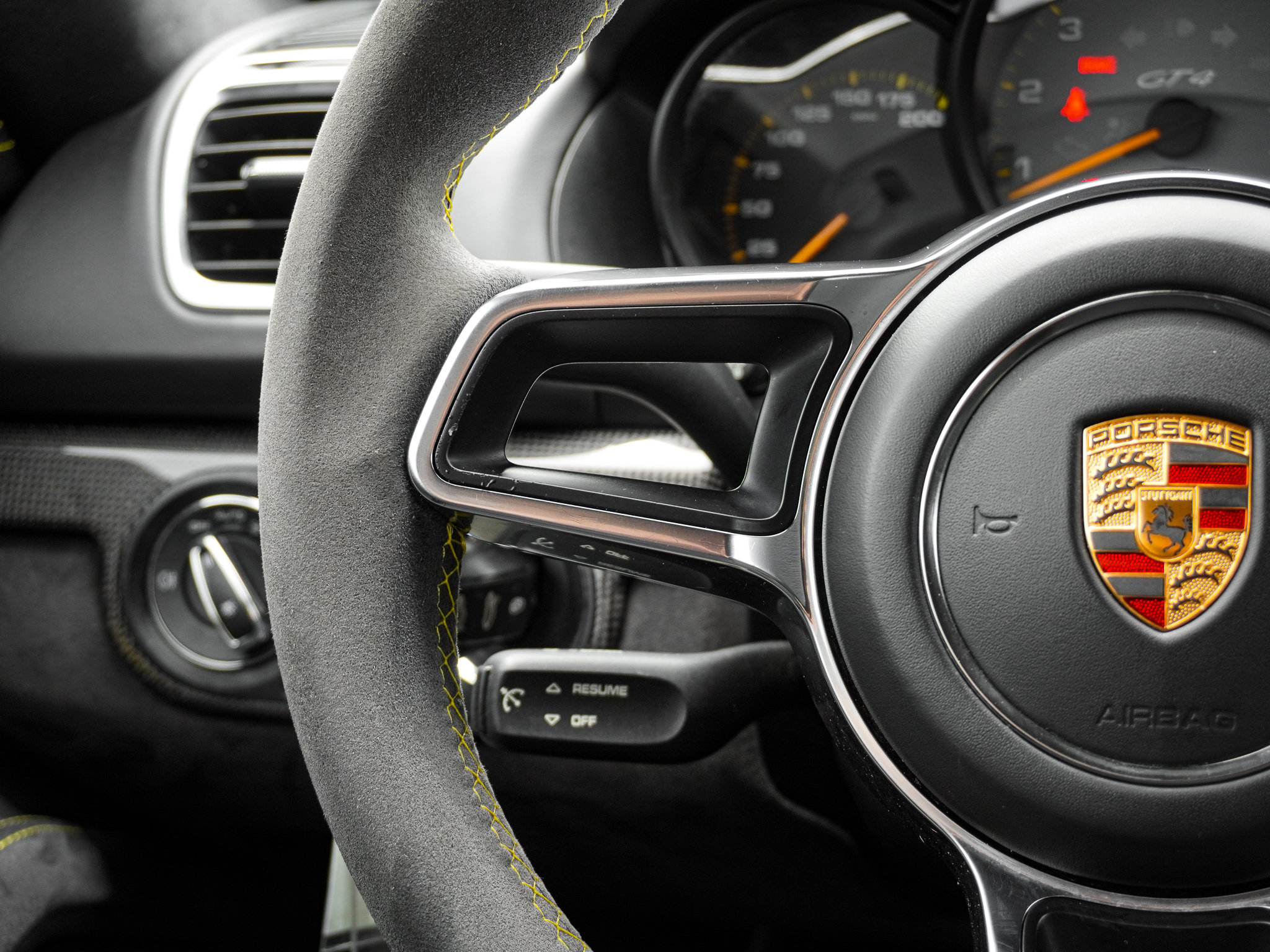 Used 2016 Porsche Cayman GT4 RWD image 22