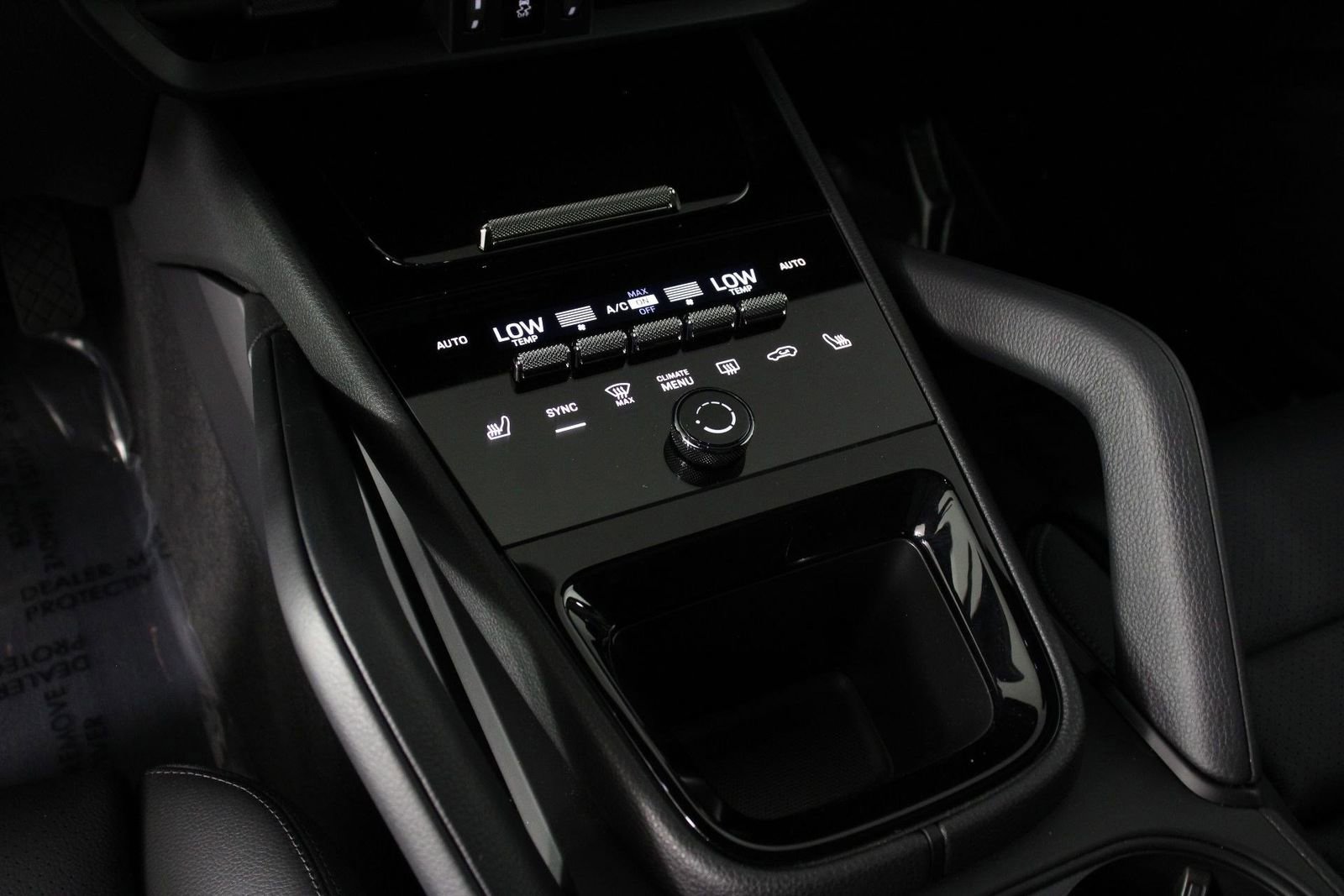 Certified 2025 Porsche Cayenne image 18