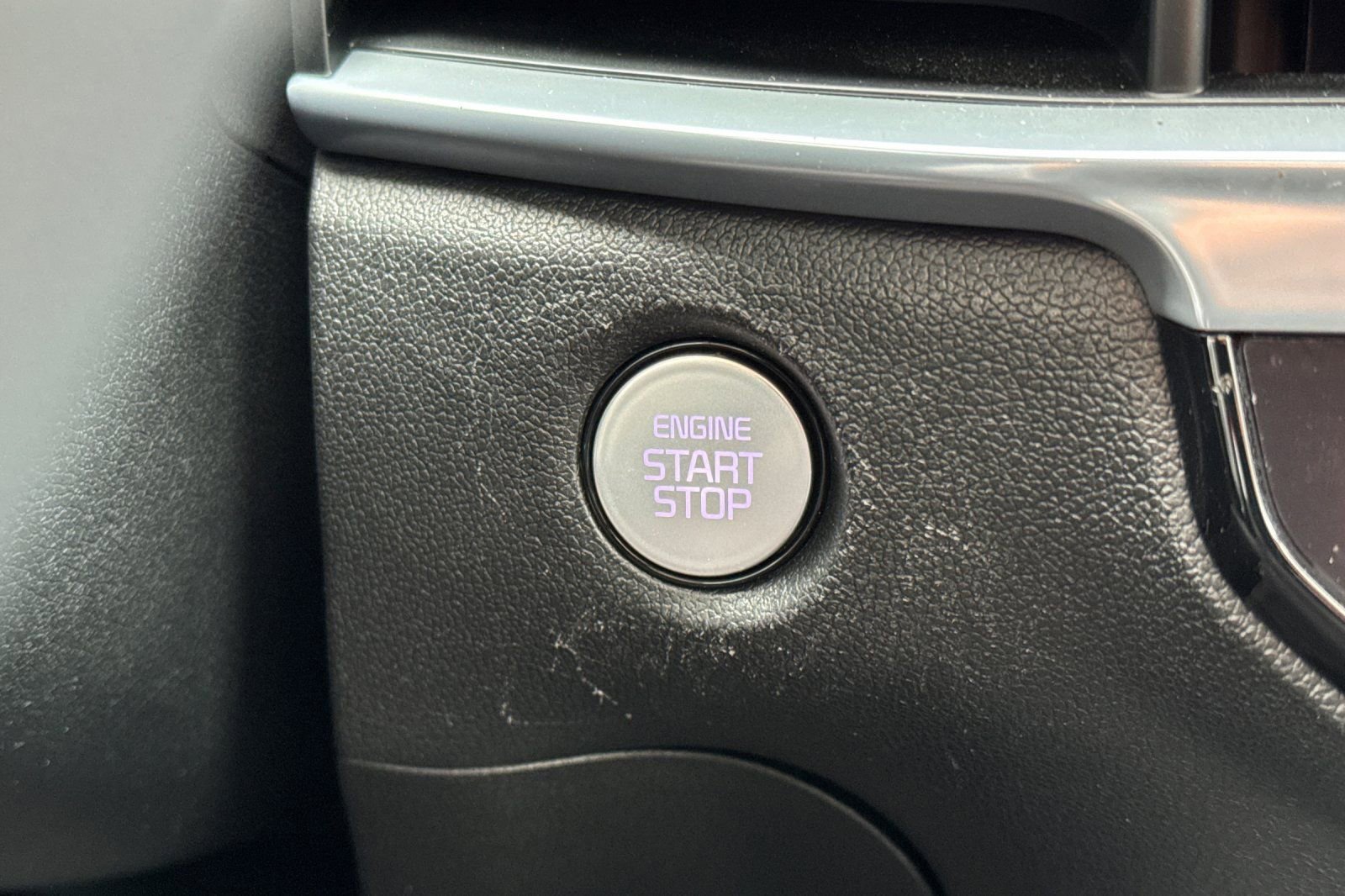 Used 2024 Kia Sorento SX FWD image 26