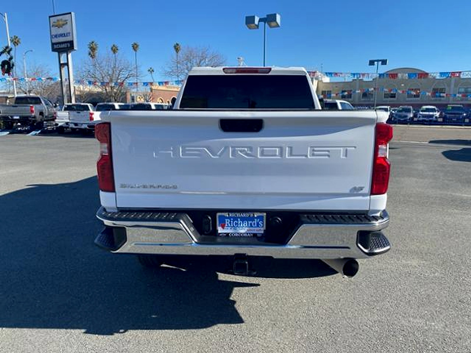 Used 2024 Chevrolet Silverado 2500 LT AWD/4WD image 15