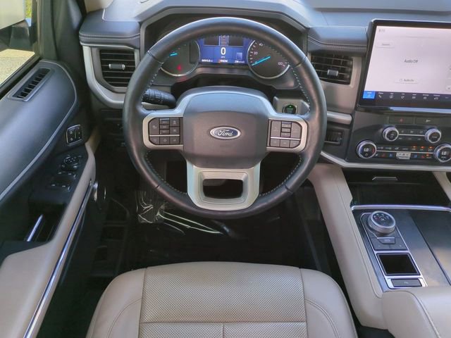 Certified 2022 Ford Expedition Max XLT RWD image 16