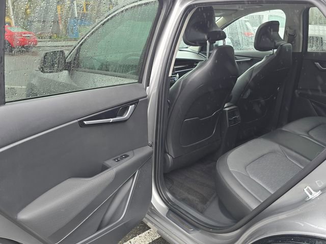 Certified 2023 Kia Niro Wave w/ Wave Preserve Package FWD image 17