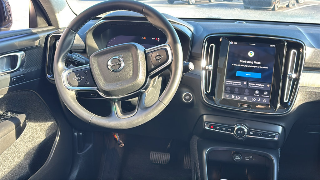 Certified 2026 Volvo XC40 B5 Plus AWD/4WD image 6