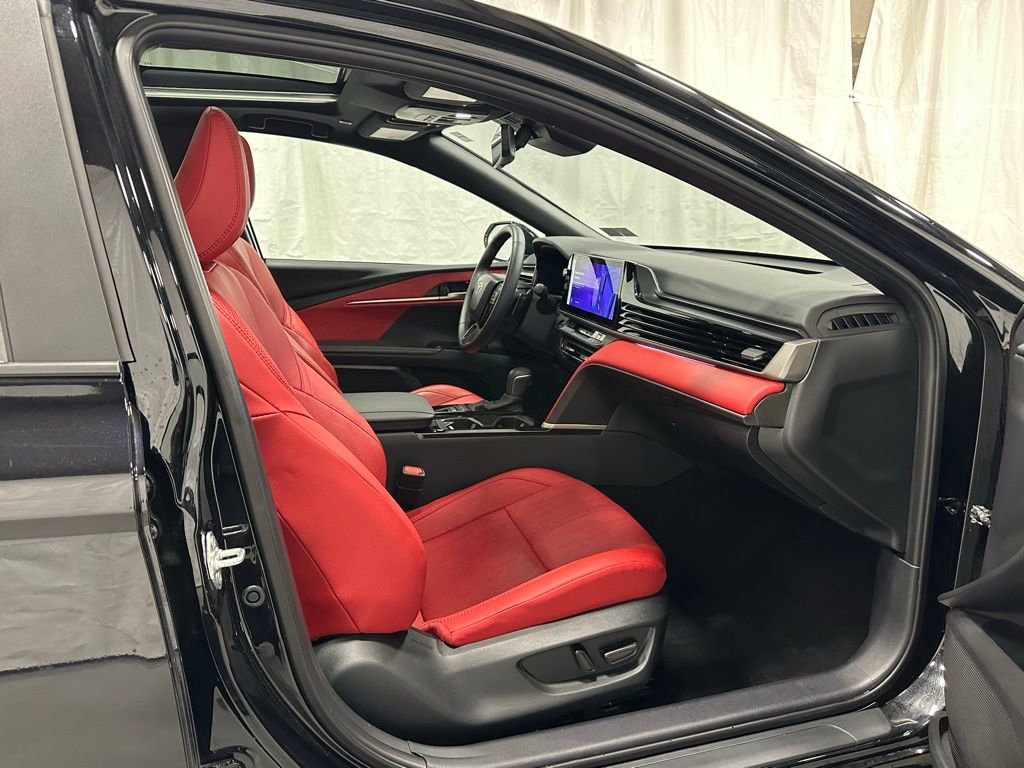 Used 2025 Toyota Camry XSE image 47