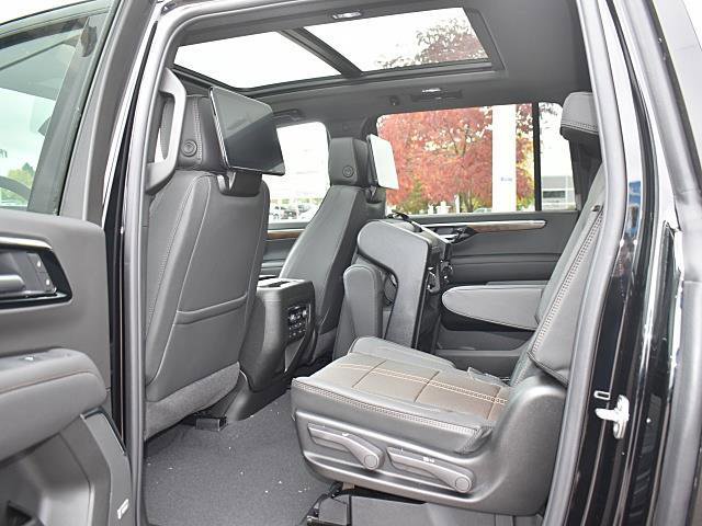 New 2026 Chevrolet Suburban High Country image 9