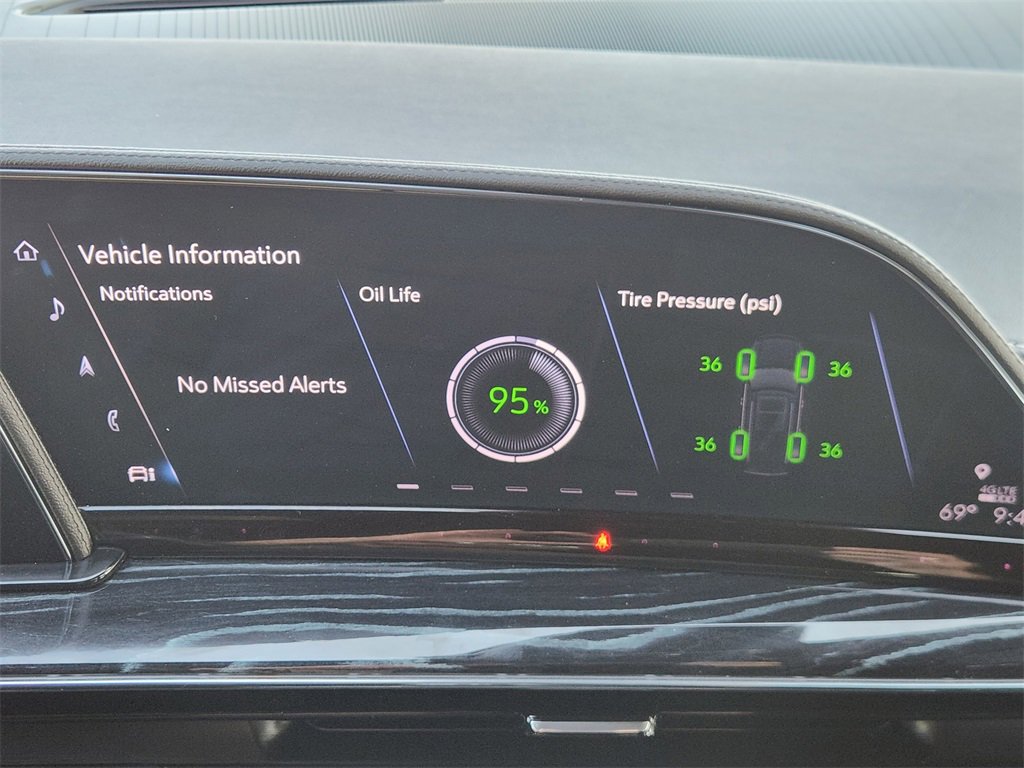 Used 2022 Cadillac Escalade ESV Sport w/ Touring Package image 14