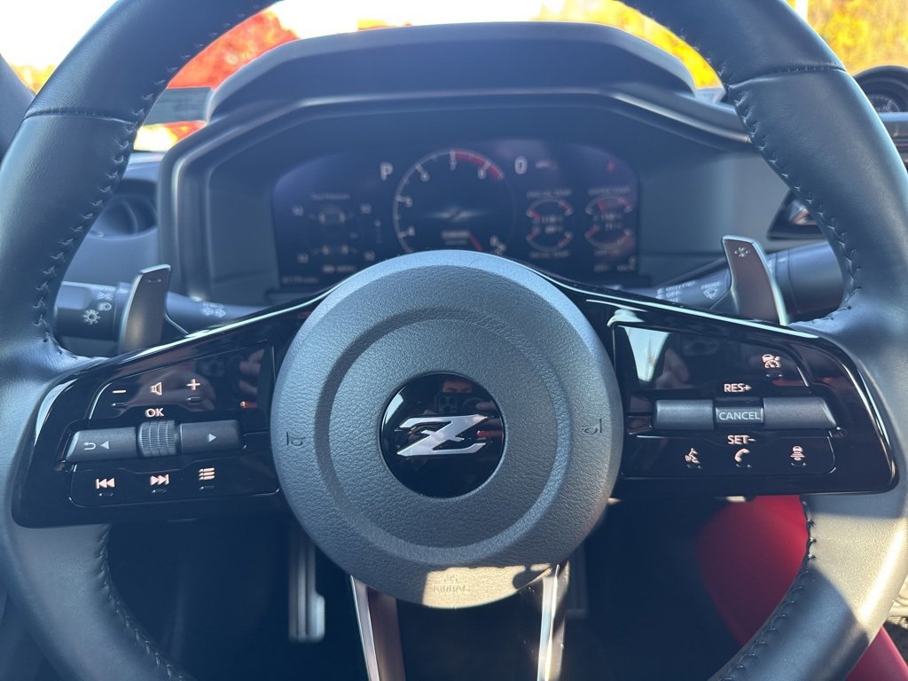 Used 2024 Nissan Z Performance w/ Floor Mat Package image 16